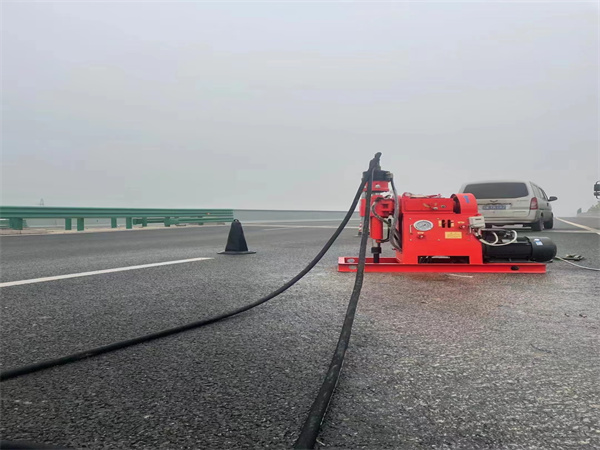 六安马路路基路面开裂下沉注浆加固灌浆